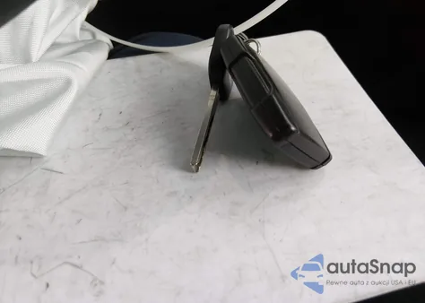 2017 Chevrolet Silverado 1500 1Lt из США, поврежденный, VIN 3GCPCREC8HG363084